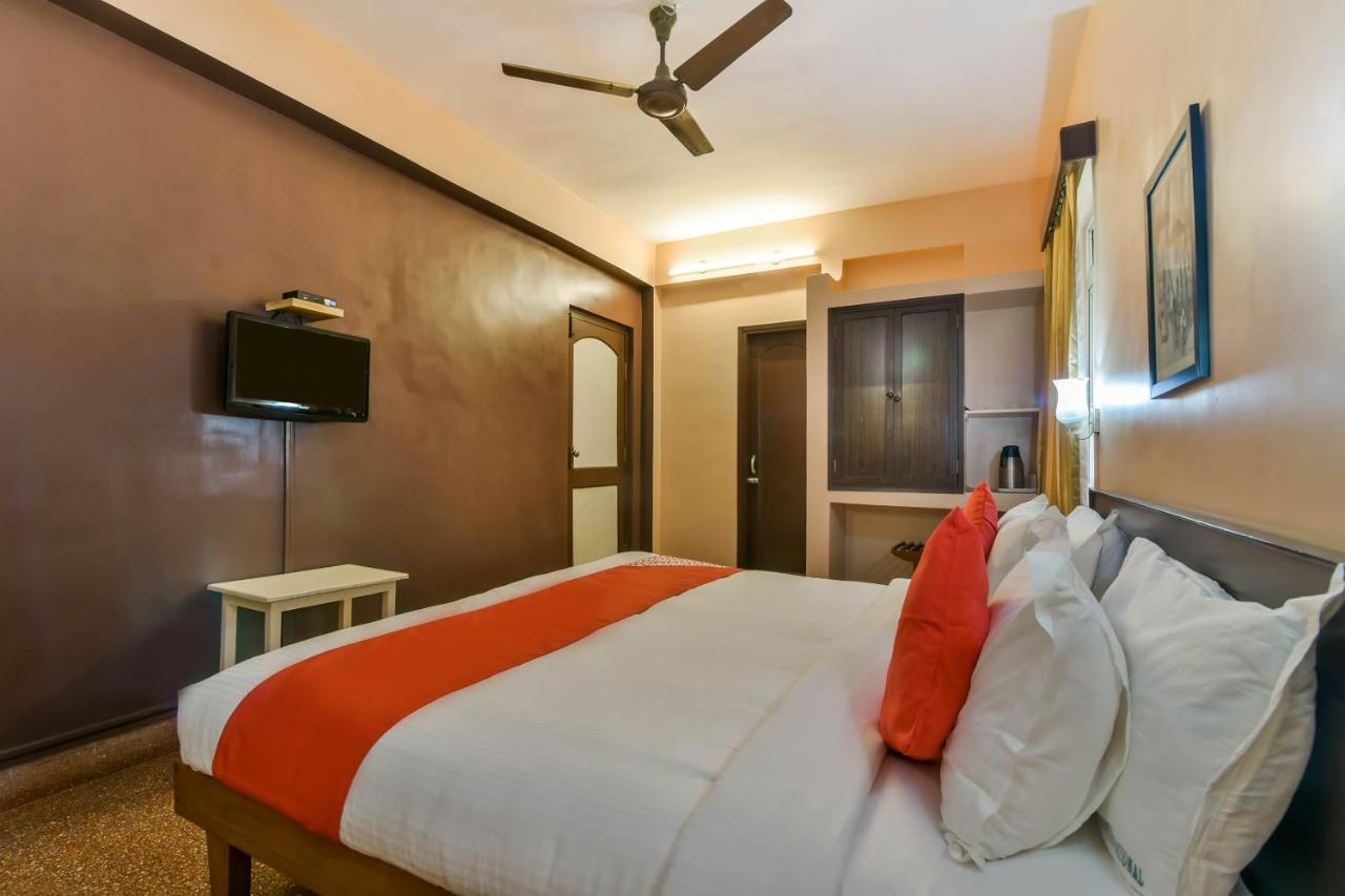 Oyo 807 Hotel Gopika International Goa Exterior foto